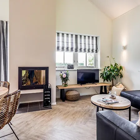 2 Bedroom Front In 펜션 노르트베이크